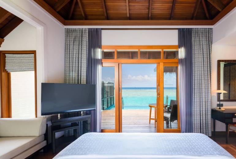 水上泳池小屋-Water Bungalows With Pool 房型图片及房间装修风格(满月岛(喜来登) Full Moon)海岛马尔代夫 